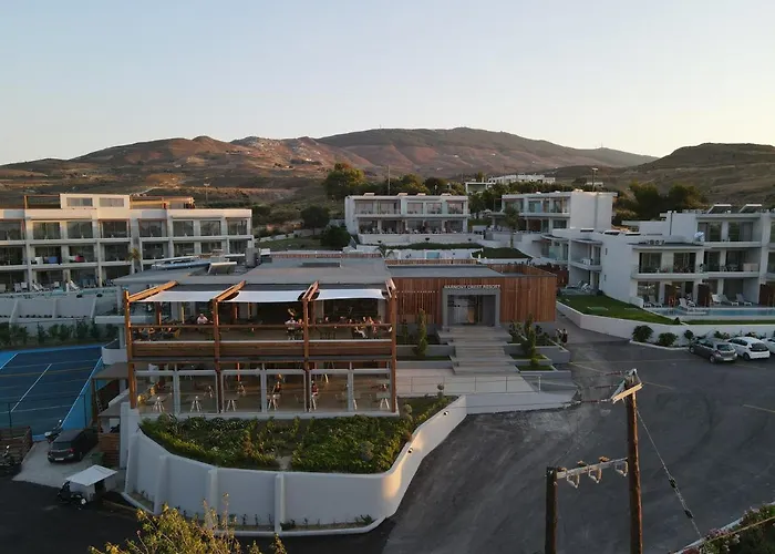 Готель Harmony Crest & Adults Only 4*