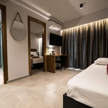 Harmony Crest & Adults Only Hotell